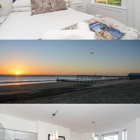 Sea Views Stunning 2 Bedroom Apartment # 로웨스터프 외부 사진